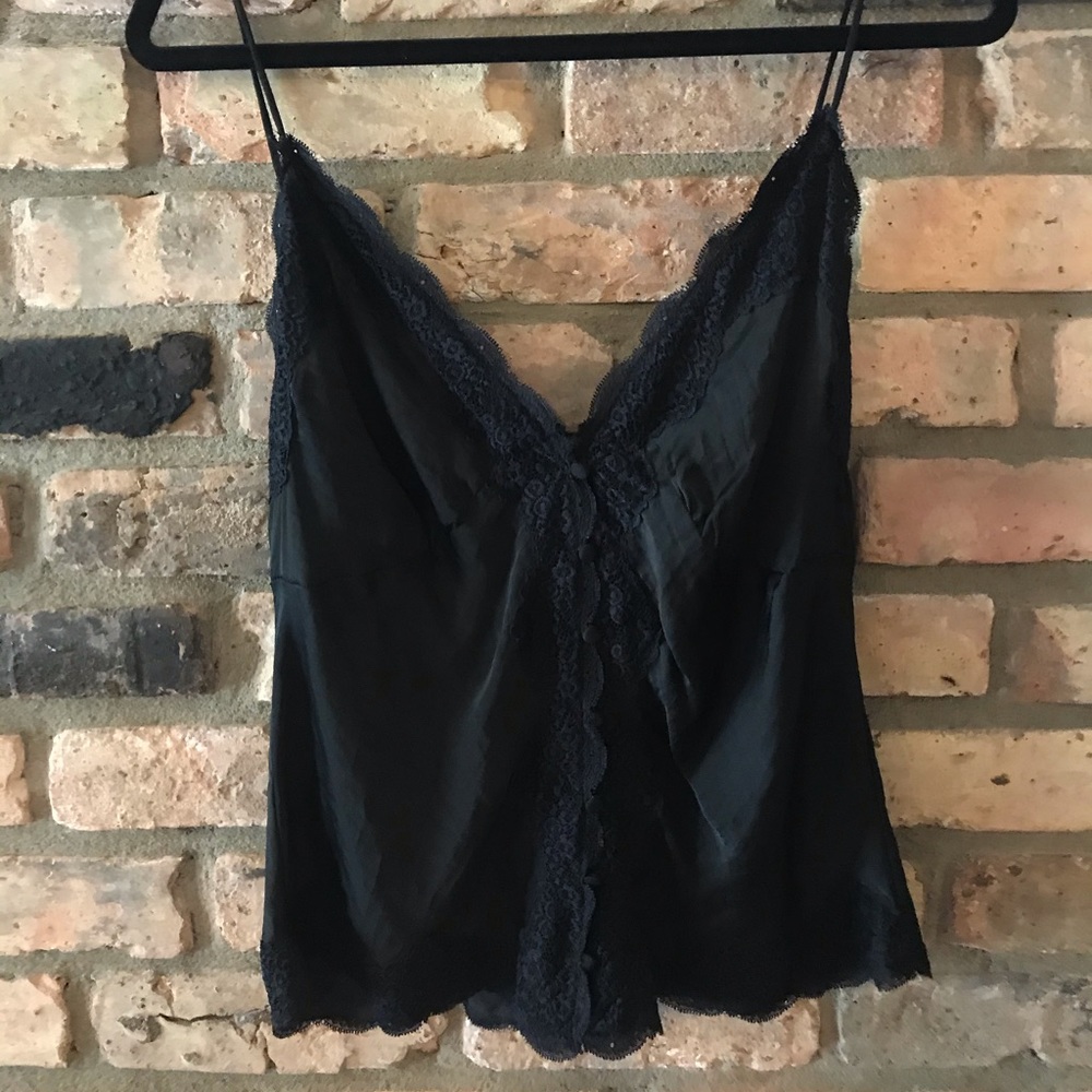 L Free people lace black tank.